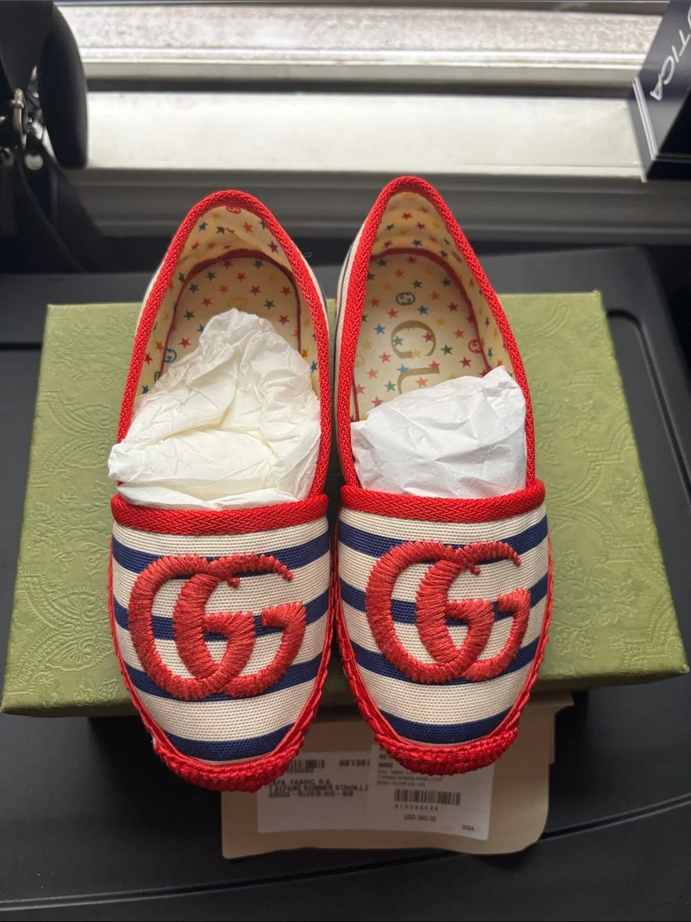 BRAND NEW sz 30 Gucci Kids red, white, and navy blue striped canvas espadrilles
